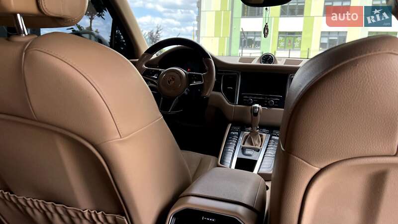 Внедорожник / Кроссовер Porsche Macan 2014 в Ивано-Франковске
