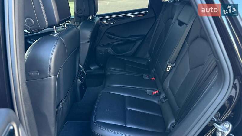 Внедорожник / Кроссовер Porsche Macan 2017 в Луцке фото 3 Внедорожник / Кроссовер Porsche Macan 2017 в Луцке