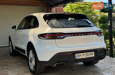 Внедорожник / Кроссовер Porsche Macan 2022 в 