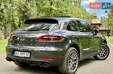 Внедорожник / Кроссовер Porsche Macan 2018 в 