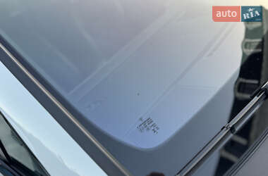 Внедорожник / Кроссовер Porsche Macan 2023 в 