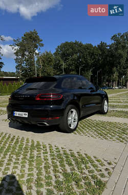 Внедорожник / Кроссовер Porsche Macan 2018 в 