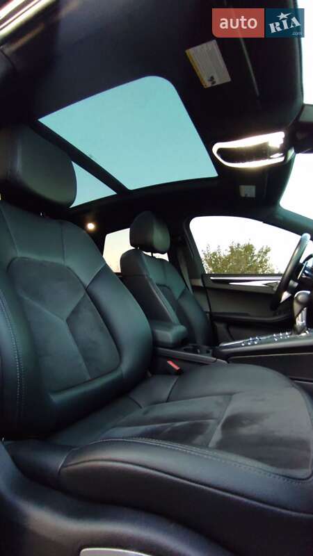 Внедорожник / Кроссовер Porsche Macan 2018 в Павлограде