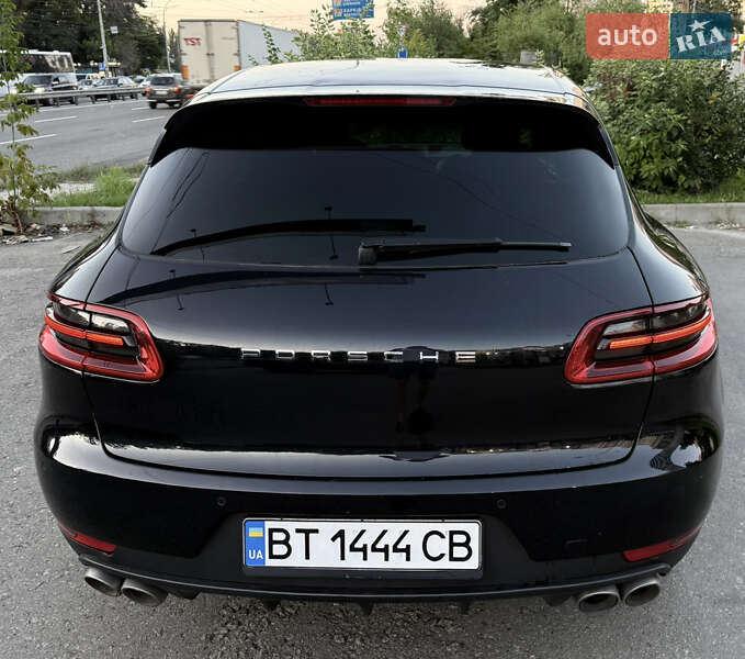Внедорожник / Кроссовер Porsche Macan 2015 в Киеве