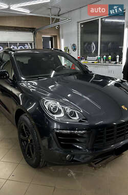 Внедорожник / Кроссовер Porsche Macan 2016 в 