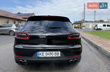 Внедорожник / Кроссовер Porsche Macan 2017 в 