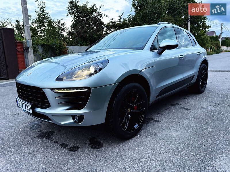 Porsche Macan 2016