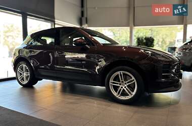 Внедорожник / Кроссовер Porsche Macan 2021 в 