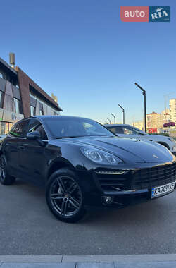 Позашляховик / Кросовер Porsche Macan 2015 в 