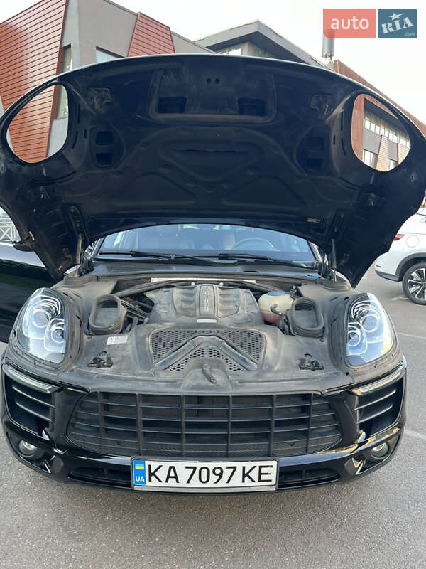 Внедорожник / Кроссовер Porsche Macan 2015 в Киеве фото 25 Внедорожник / Кроссовер Porsche Macan 2015 в Киеве