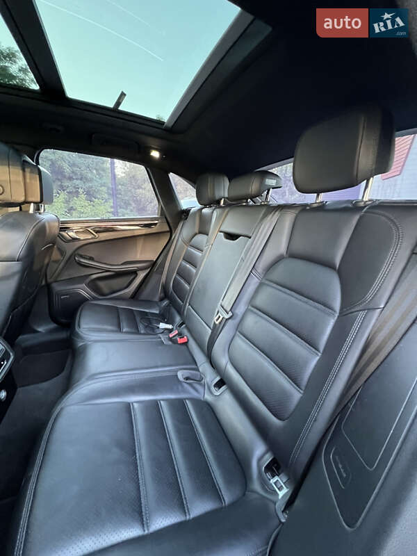 Внедорожник / Кроссовер Porsche Macan 2015 в Киеве фото 36 Внедорожник / Кроссовер Porsche Macan 2015 в Киеве