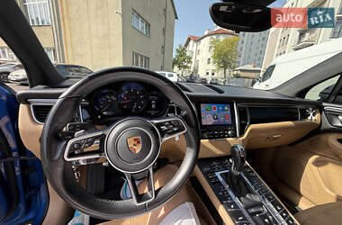 Внедорожник / Кроссовер Porsche Macan 2017 в 
