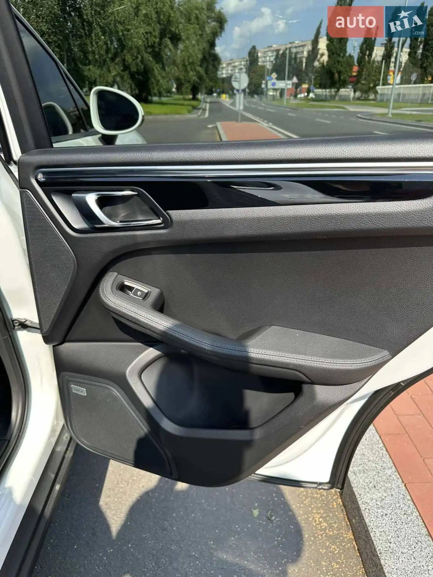 2014 Porsche Macan - мініатюра 23