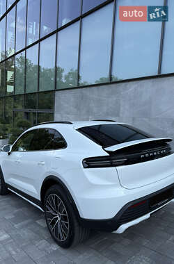 Внедорожник / Кроссовер Porsche Macan 2025 в 