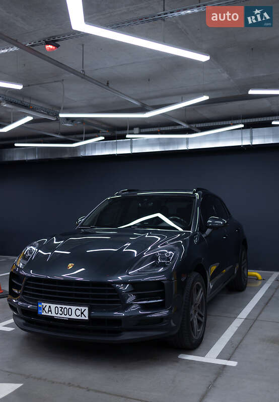 Внедорожник / Кроссовер Porsche Macan 2018 в Киеве