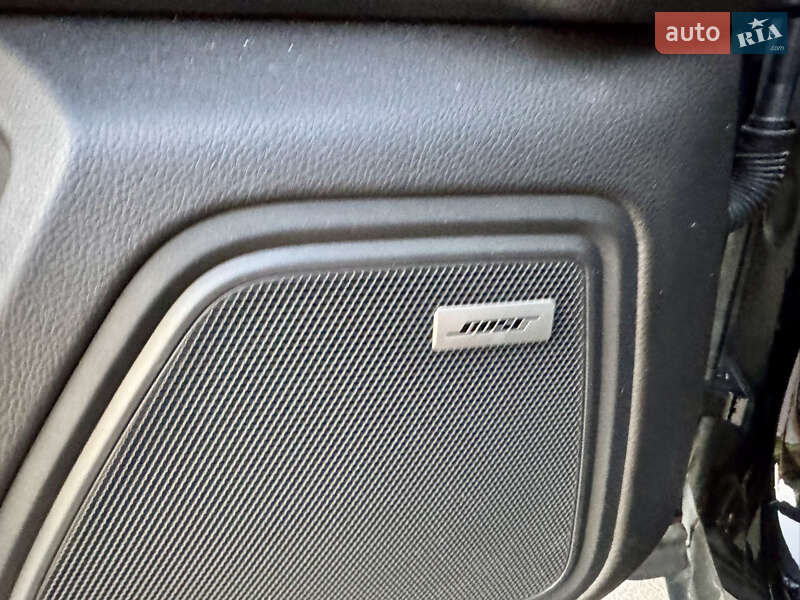 Внедорожник / Кроссовер Porsche Macan 2019 в Киеве