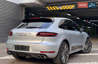 Позашляховик / Кросовер Porsche Macan 2016 в 