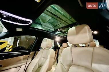 Внедорожник / Кроссовер Porsche Macan 2019 в 