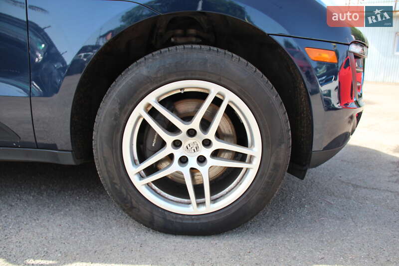 Внедорожник / Кроссовер Porsche Macan 2017 в Одессе