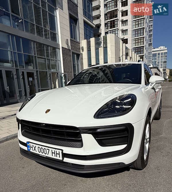 Внедорожник / Кроссовер Porsche Macan 2023 в Киеве