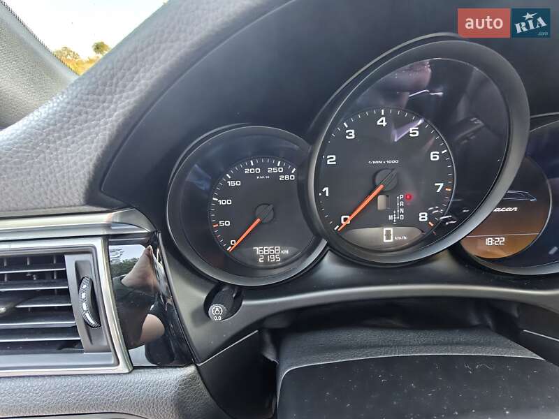 Внедорожник / Кроссовер Porsche Macan 2017 в Днепре