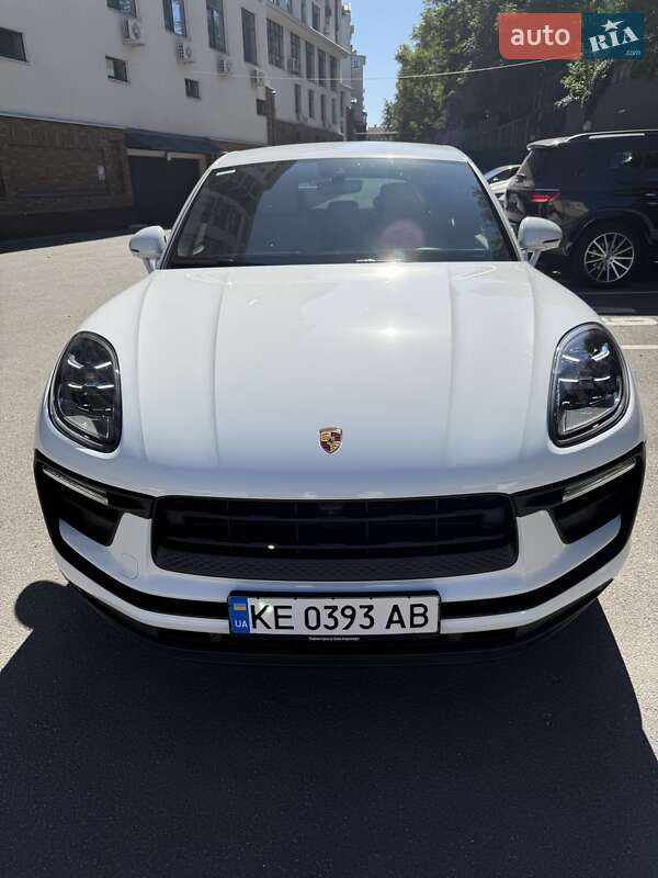 Внедорожник / Кроссовер Porsche Macan 2022 в 