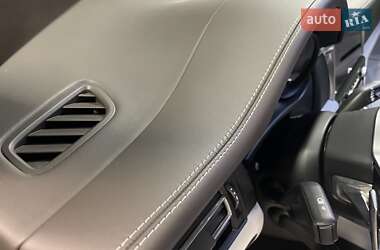 Внедорожник / Кроссовер Porsche Macan 2020 в 
