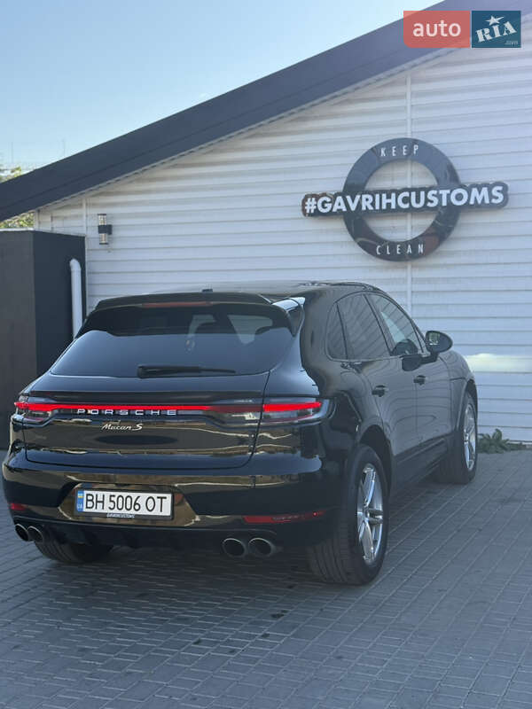 Позашляховик / Кросовер Porsche Macan 2019 в Чорноморську