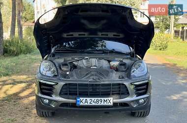 Внедорожник / Кроссовер Porsche Macan 2014 в 