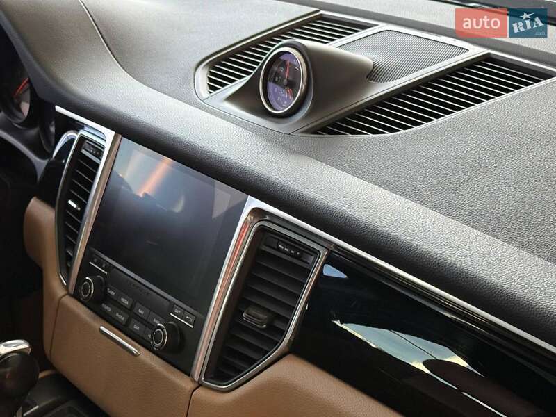 Внедорожник / Кроссовер Porsche Macan 2018 в Одессе