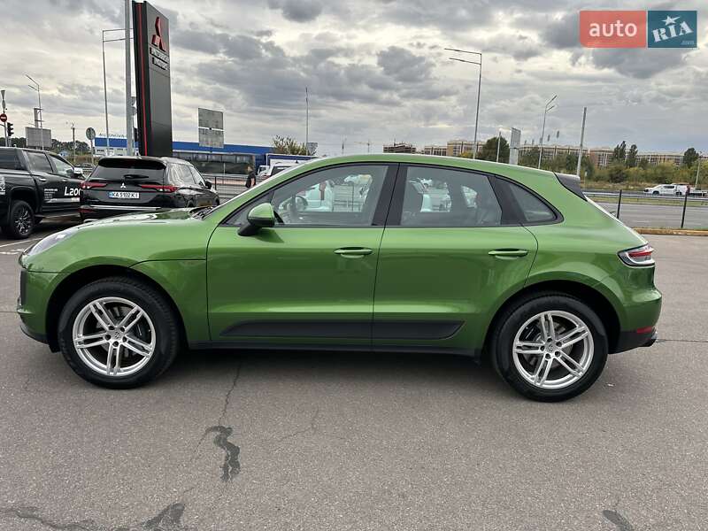 Внедорожник / Кроссовер Porsche Macan 2021 в Киеве