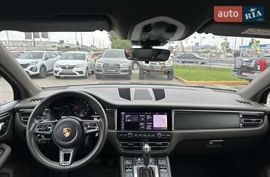 Позашляховик / Кросовер Porsche Macan 2021 в 