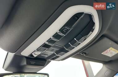 Позашляховик / Кросовер Porsche Macan 2021 в 