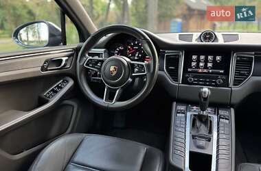 Внедорожник / Кроссовер Porsche Macan 2016 в 