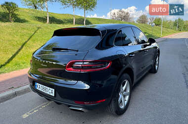 Внедорожник / Кроссовер Porsche Macan 2017 в 
