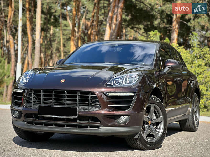 Внедорожник / Кроссовер Porsche Macan 2017 в Киеве