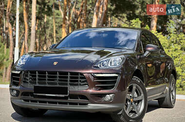 Внедорожник / Кроссовер Porsche Macan 2017 в 