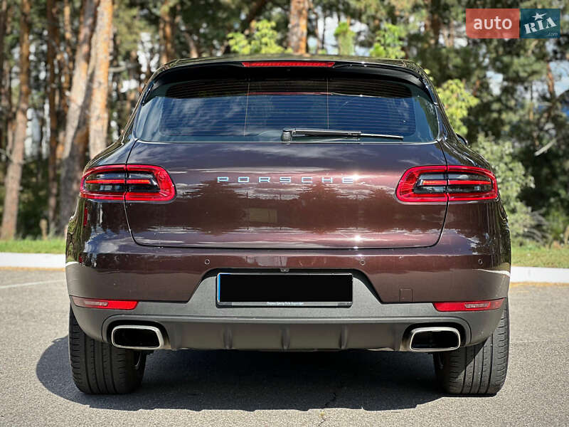 Внедорожник / Кроссовер Porsche Macan 2017 в Киеве