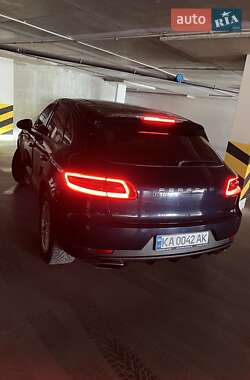 Позашляховик / Кросовер Porsche Macan 2017 в 
