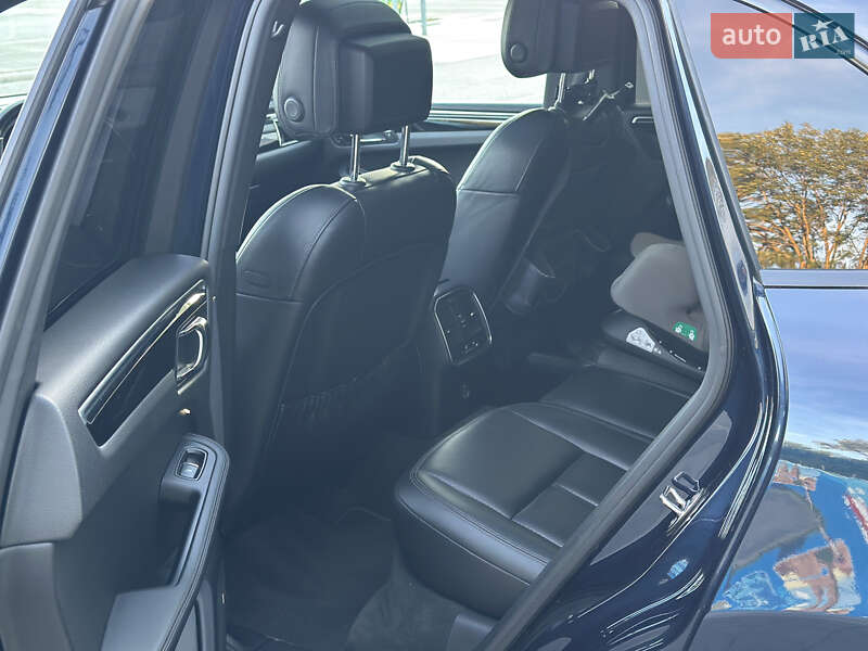 Внедорожник / Кроссовер Porsche Macan 2016 в Днепре