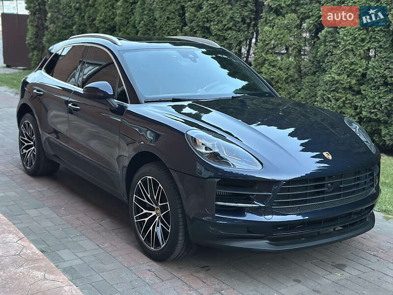 Внедорожник / Кроссовер Porsche Macan 2021 в Киеве