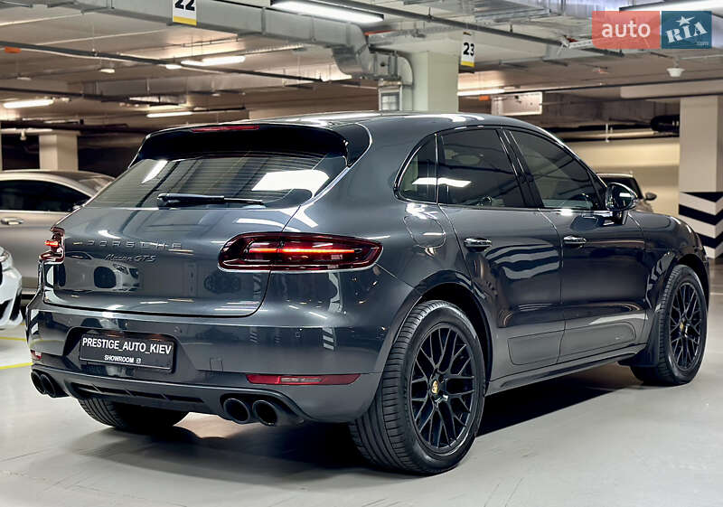 Внедорожник / Кроссовер Porsche Macan 2016 в Киеве