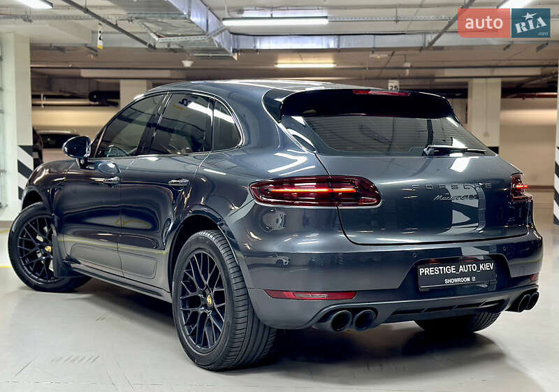 Внедорожник / Кроссовер Porsche Macan 2016 в Киеве