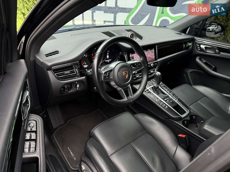 Внедорожник / Кроссовер Porsche Macan 2020 в Киеве