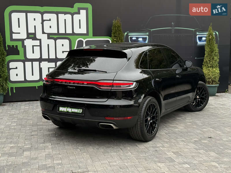 Внедорожник / Кроссовер Porsche Macan 2020 в Киеве