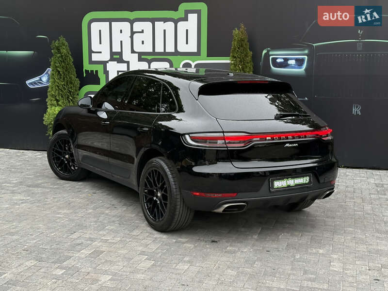 Внедорожник / Кроссовер Porsche Macan 2020 в Киеве