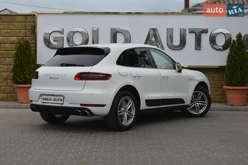 Внедорожник / Кроссовер Porsche Macan 2015 в Одессе
