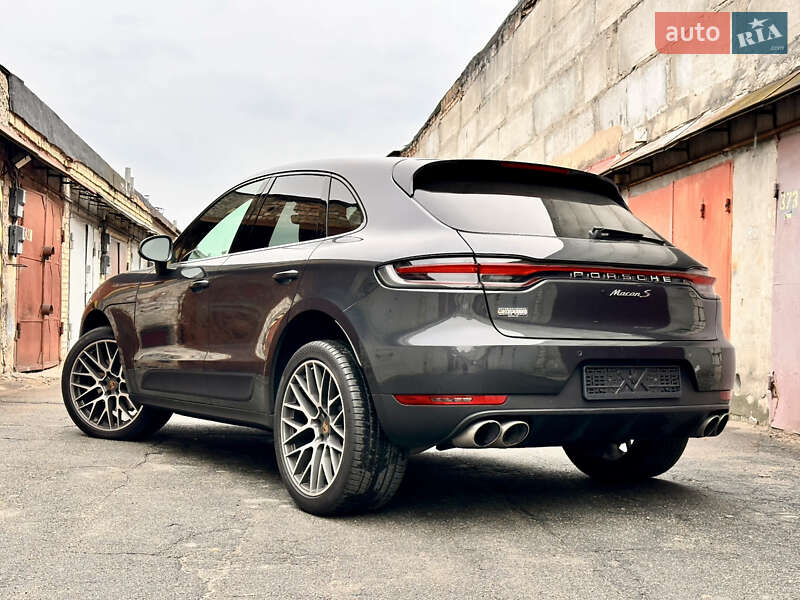 Внедорожник / Кроссовер Porsche Macan 2019 в Киеве
