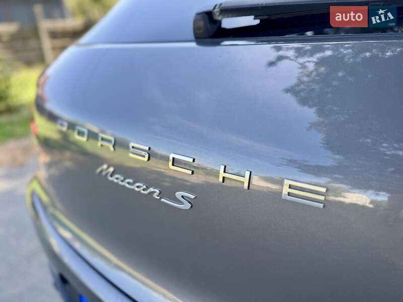 Внедорожник / Кроссовер Porsche Macan 2014 в Киеве