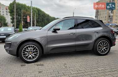Внедорожник / Кроссовер Porsche Macan 2018 в 